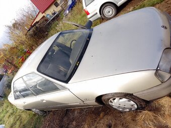Opel omega A 1.8 benzen manuál 1986 youngtimer - 4