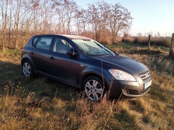 Prodám Kia Ceed - 4