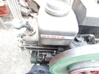 stabilní motor Deutz - 4