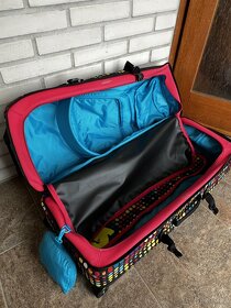 Cestovní kufr Burton Polka Dot - 4