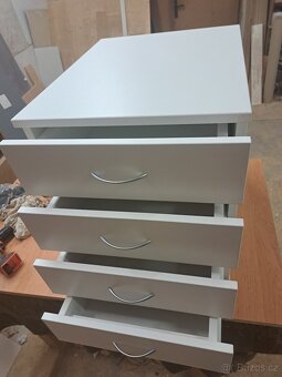 pojízný kontejner,4x zásuvka - 4