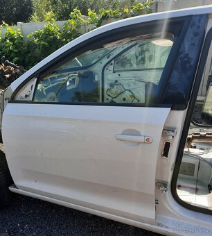 nd ze škoda Rapid 1.6.TDI 77kW, bílý - 4