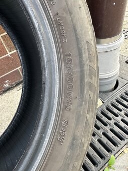Zimní pneumatiky 185/60R15 - 84T - 4