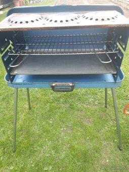 Prodám plynovy gril - 4
