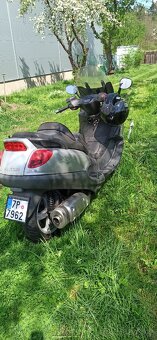 Piaggio X9 500 najeto 16500 - 4