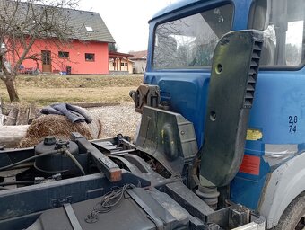 Avia A80 jednostranný sklápeč - 4