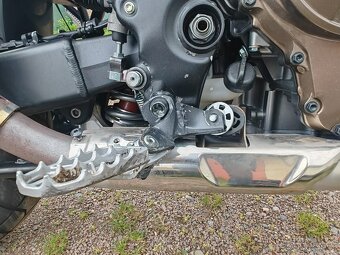 2023 Honda Africa Twin - havarovaná - 4