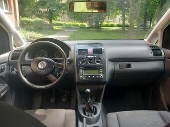 Volkswagen Touran 1.9 tdi kw 77 rok 2006 - 4