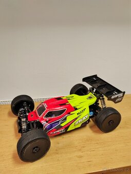 RC Xray XB8 1:8 - 2022 - 4