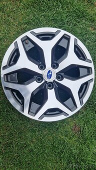 Prodám sadu originálních alu disků - kol Subaru J17 x 7J - 4