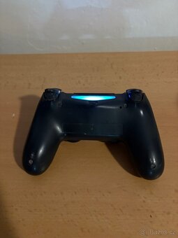 Ovladač ps4 - 4
