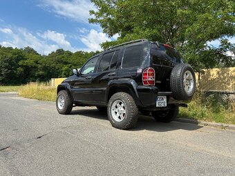 Jeep KJ Cherokee/Liberty Limited 3.7 (3,7) - 4