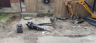 Cat 301.4 minibagr - 4