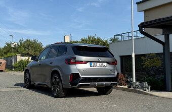 BMW X1 18i M-sport BMW Individual Grey, ČR, 1.maj. - 4