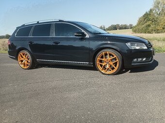 VW Passat B7 Combi 2.0 TDI 103 kW Highline - 4