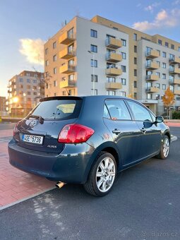 Toyota Auris 1.6 benzín 2007 r.v. - 4