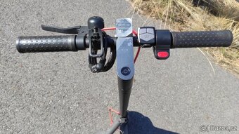 Elektrická koloběžka Xiaomi m365 PRO  - 4