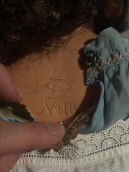 Stara panenka znacena cca 68 cm - 4