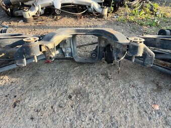 BMW E36 M3 S50B30 Zadní náprava - 4