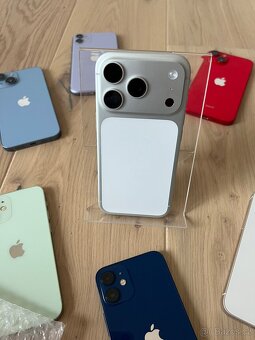 iPhone 17 PRO 256Gb…12 měsíců záruka - 4