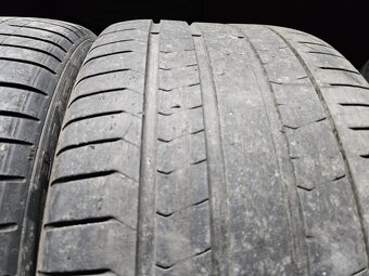 295/30R20 - 4