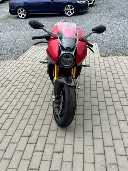 Triumph Speed Triple RR 1200 - 4