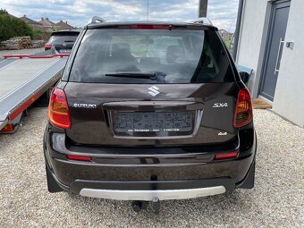 SUZUKI SX4 1,6 BENZÍN 2013 STYLE 4X4 1 MAJITEL - 4