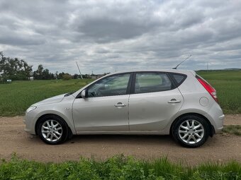 Hyundai i30 1.6 CRDi - 4