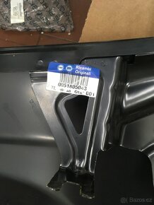Prodám LP a PP blatník Fiat Linea - 4
