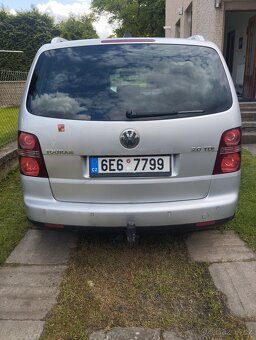VW Touran 2.0 TDI - 4