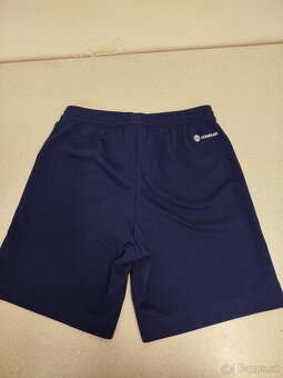 Kraťasy Adidas vel. 140 - 4