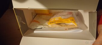 Medela manuální odsávačka,7 lahví na ml. - 4