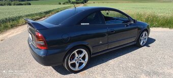 Opel Astra Coupe Turbo 140kw - 4