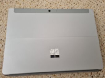 Prodám Microsoft Surface Go 2 včetně české klávesnice - 4