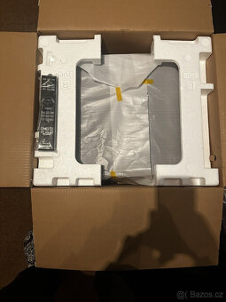 Sony VPL VW 270ES černý s novou lampou - 4