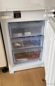 Lednice BEKO BCNA306E5ZSN - 4
