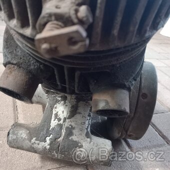 Motor čz 250 - 4