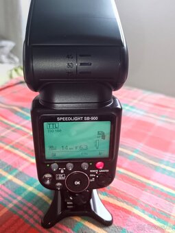 Nikon SB-900 blesk nejvyšší řady - 4