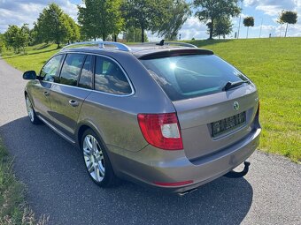 ŠKODA SUPERB II 2.0 TDI COMBI/125 kW/ZÁRUKA/LETNÍ SLEVA - 4