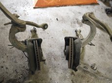 Přední těhlice s ramenama Audi A6 4F - 4