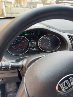 Kia Sportage 1.7CRDI 85kW ( zimní pneu v ceně ) - 4