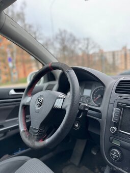 Golf 5 gt sport 2.0 tdi BMM 103kw - 4
