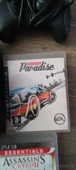 Playstation 3 500g - 10 her - 3x ovladač - 4