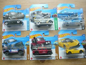 AUTÍČKA HOT WHEELS - 4