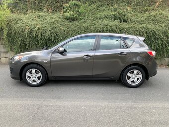 Mazda 3    1.6 i - 4