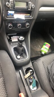 Volkswagen Golf VI 16TDI - 4