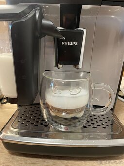Kávovar Philips Series 2200 LatteGo EP 2235/40 - 4