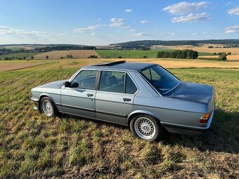 Bmw e28 520i - 4