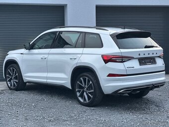 ŠKODA KODIAQ SPORTLINE 4x4 2.0 TDI 110KW TAŽNÉ cockpit m2023 - 4