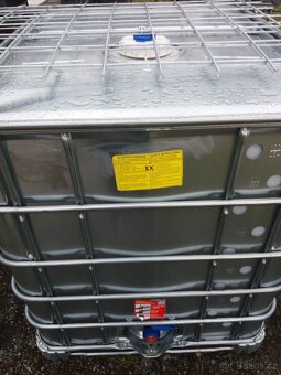 Nádrže   1000 l. - 4